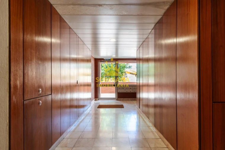 Apartamento T2 para Venda em Ajuda Foto 38
