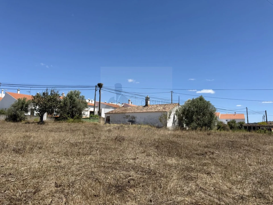 Moradia T2 para Venda em Saboia Foto 32