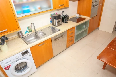 Apartamento T3 para Venda em Póvoa de Santa Iria e Forte da Casa