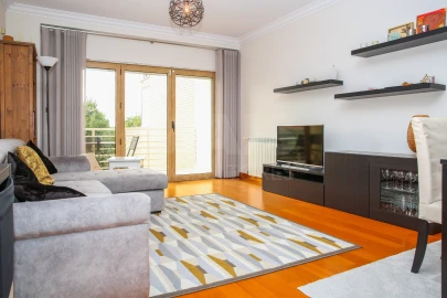 Apartamento T3 para Venda em Póvoa de Santa Iria e Forte da Casa