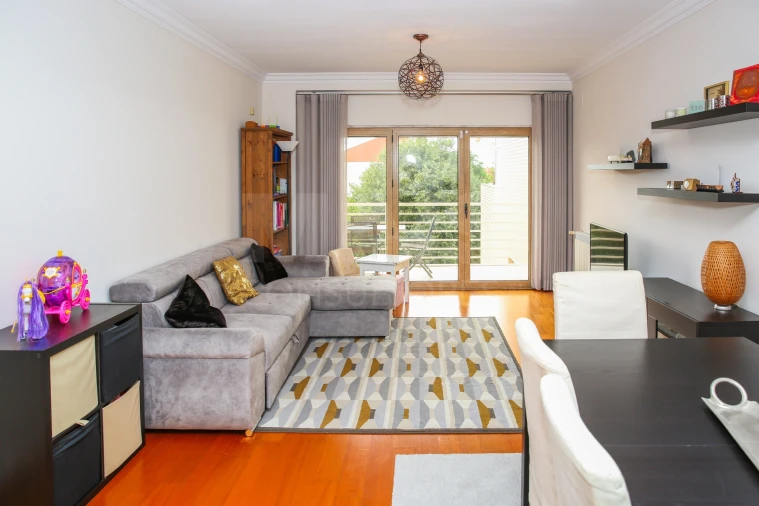 Apartamento T3 para Venda em Póvoa de Santa Iria e Forte da Casa Foto 9