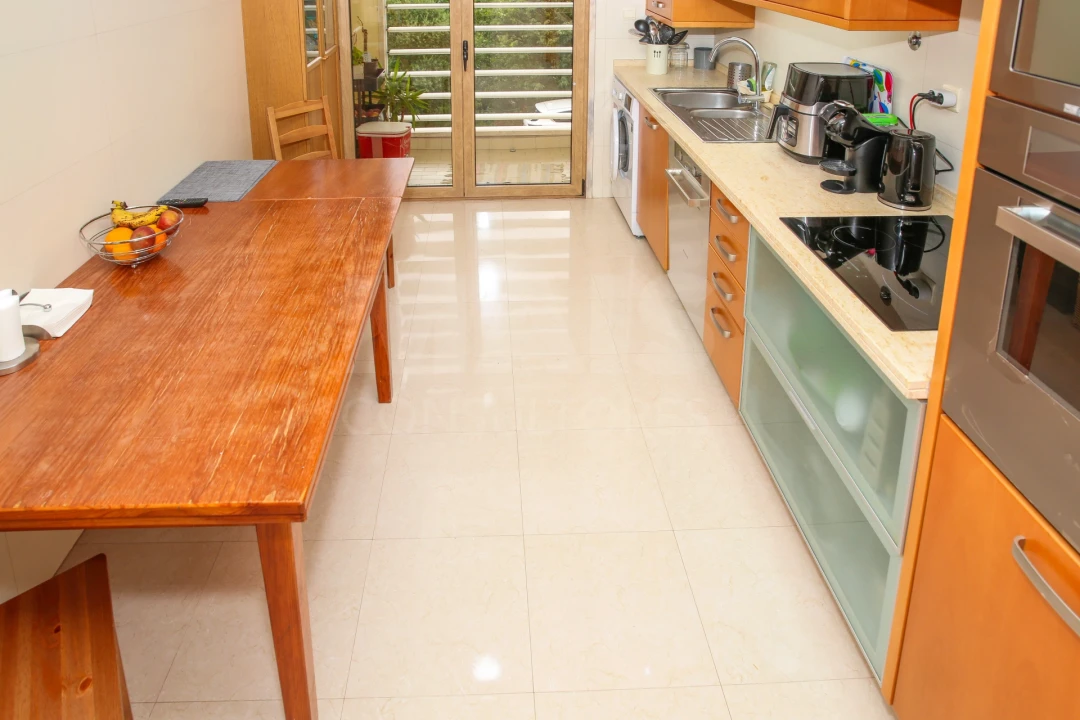 Apartamento T3 para Venda em Póvoa de Santa Iria e Forte da Casa Foto 2