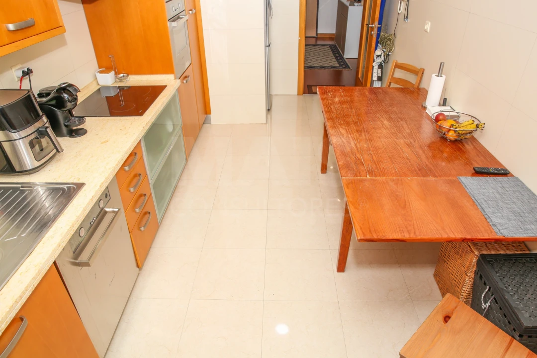 Apartamento T3 para Venda em Póvoa de Santa Iria e Forte da Casa Foto 12
