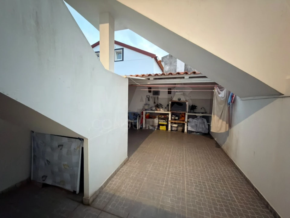Apartamento T2 para Venda em Atouguia da Baleia Foto 9