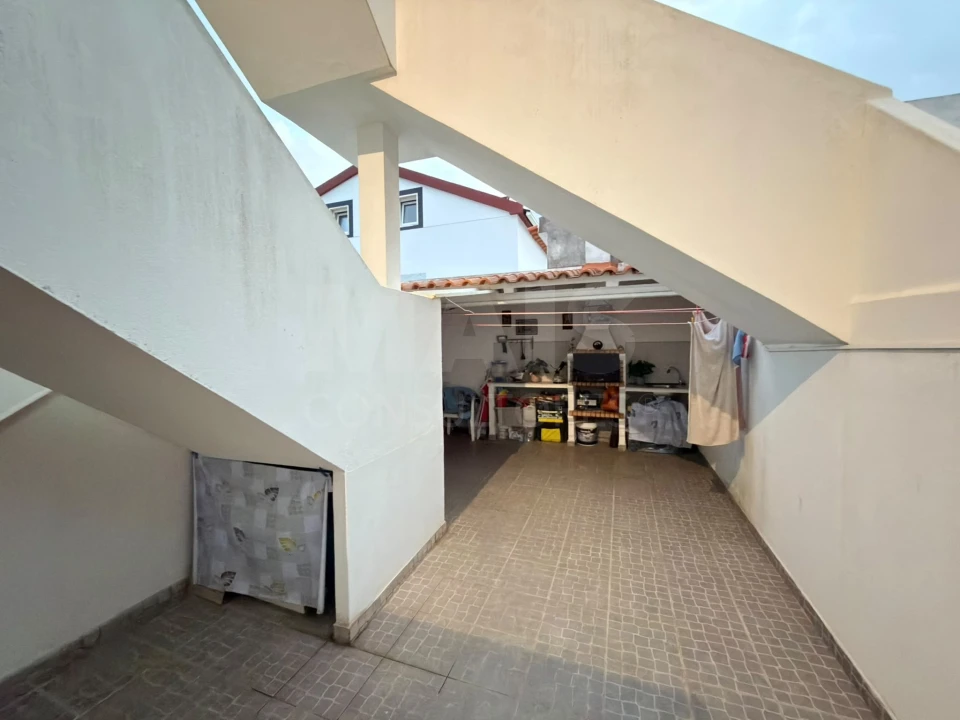 Apartamento T2 para Venda em Atouguia da Baleia Foto 8