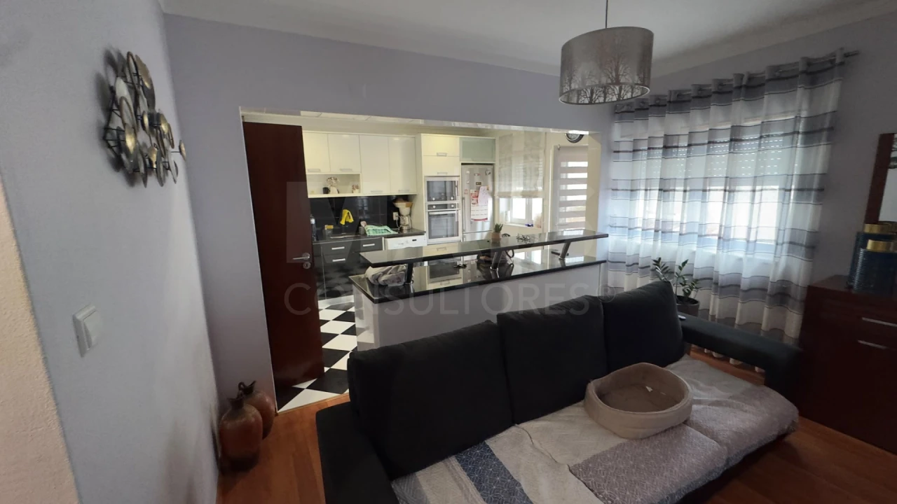 Apartamento T2 para Venda em Atouguia da Baleia Foto 5