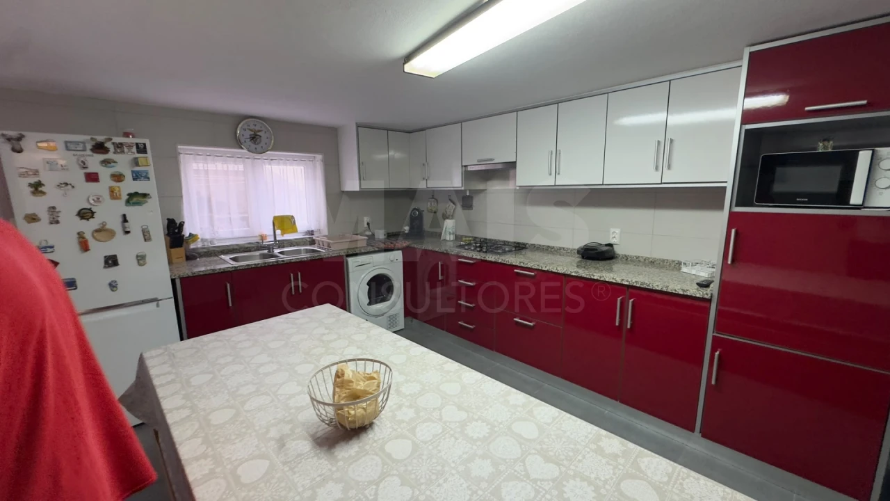 Apartamento T2 para Venda em Atouguia da Baleia Foto 12