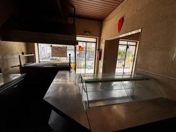 Negócio para Venda em Seixal, Arrentela e Aldeia de Paio Pires