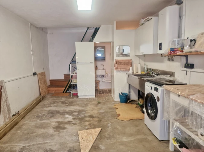 Garagem para Venda em Faro (Sé e São Pedro) Foto 2