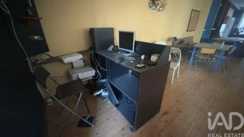 Prédio para Venda em Peso da Régua e Godim