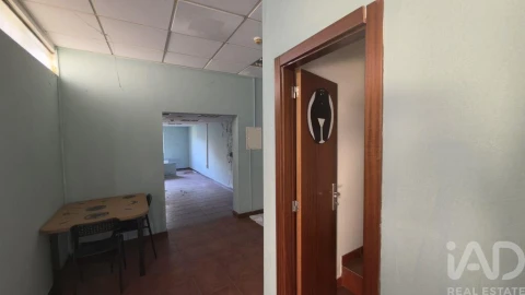 Prédio para Venda em Peso da Régua e Godim