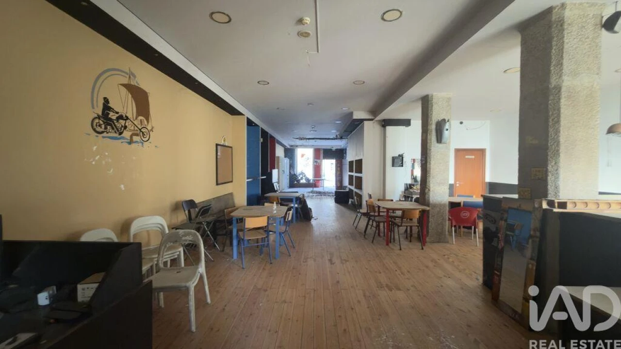 Prédio para Venda em Peso da Régua e Godim Foto 17