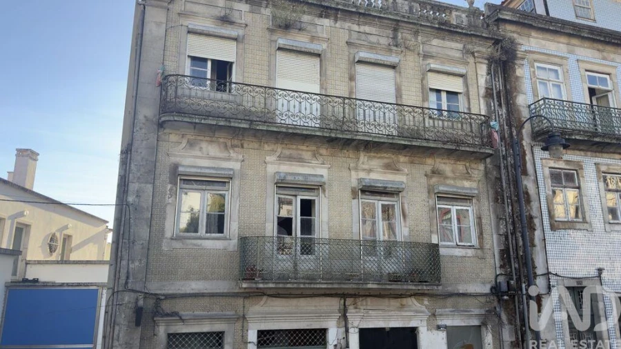 Prédio para Venda em Peso da Régua e Godim Foto 6