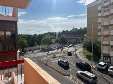 Apartamento T3 para Venda em Romeira e Várzea