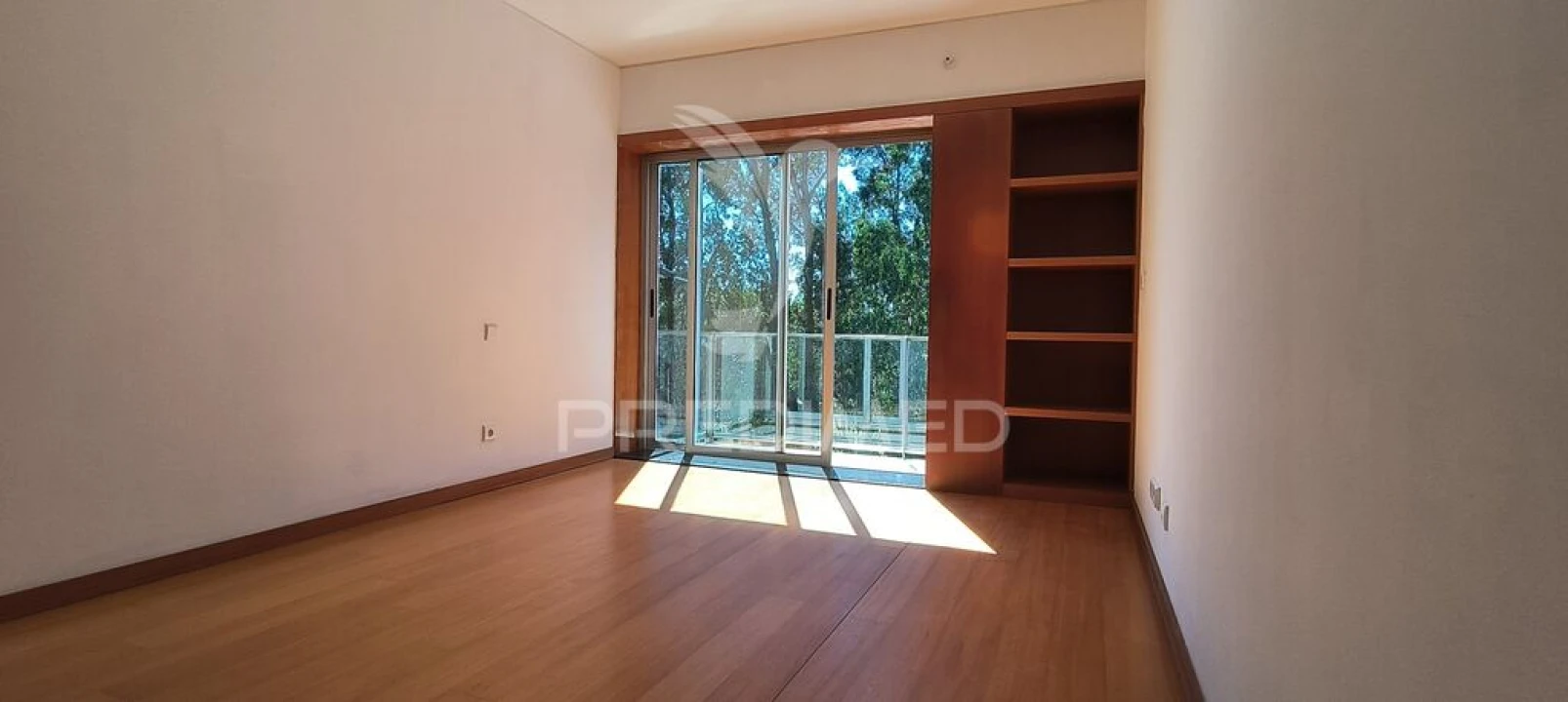 Moradia T5 para Venda em Nogueira e Silva Escura Foto 18