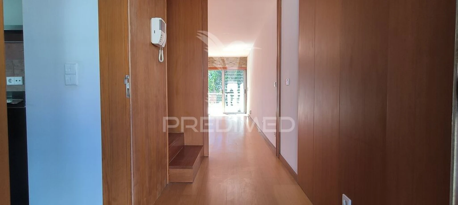 Moradia T5 para Venda em Nogueira e Silva Escura Foto 2