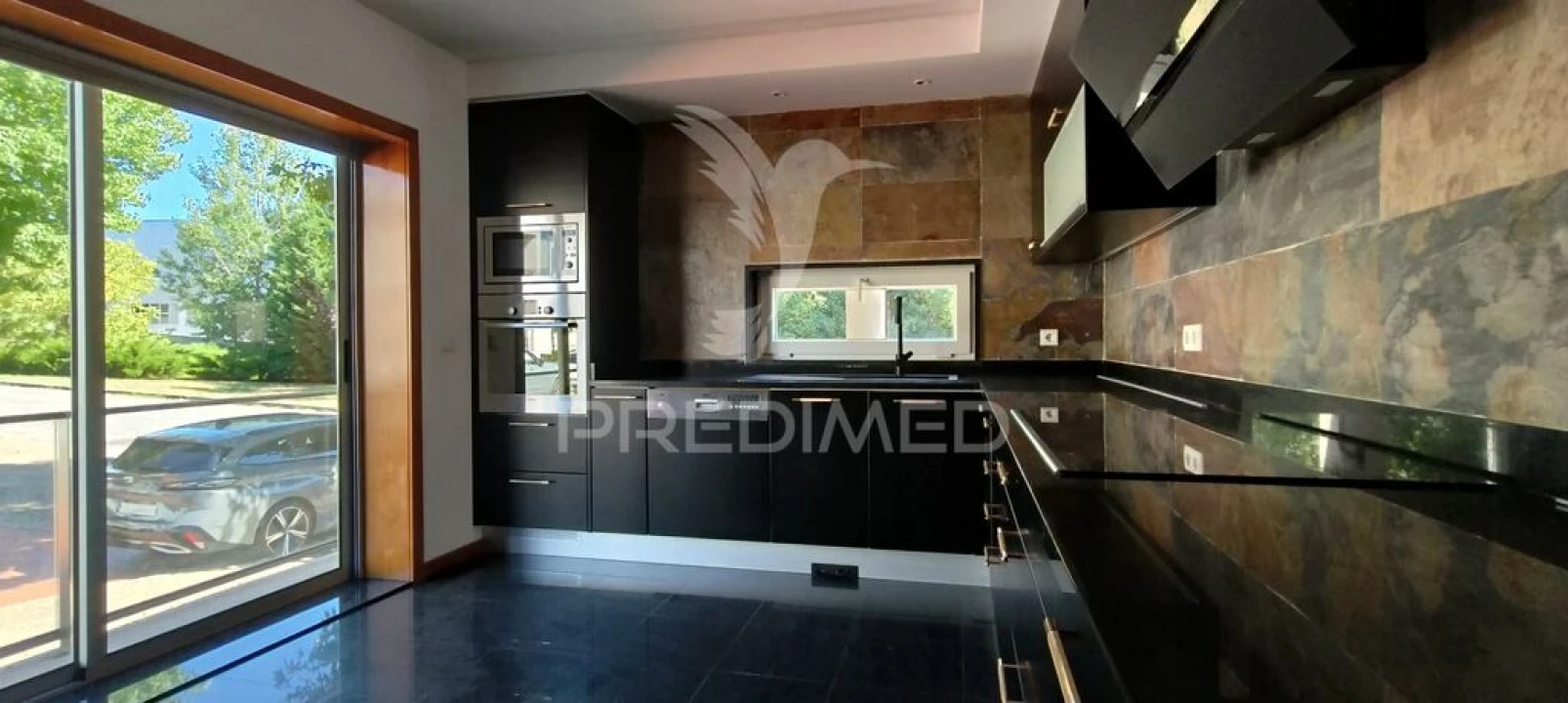 Moradia T5 para Venda em Nogueira e Silva Escura Foto 9