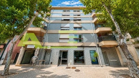 Apartamento T3 para Venda em União das Freguesias de Setúbal