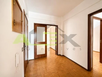Apartamento T3 para Venda em União das Freguesias de Setúbal