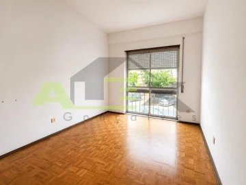 Apartamento T3 para Venda em União das Freguesias de Setúbal
