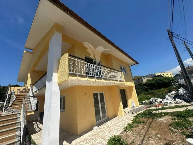 Moradia T3 para Venda em Santa Maria de Lamas Foto 13