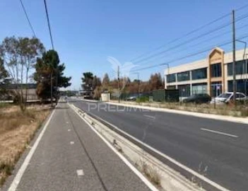 Armazém para Venda em Quinta do Anjo