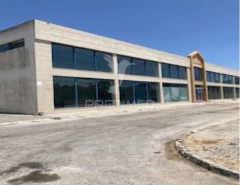 Armazém para Venda em Quinta do Anjo