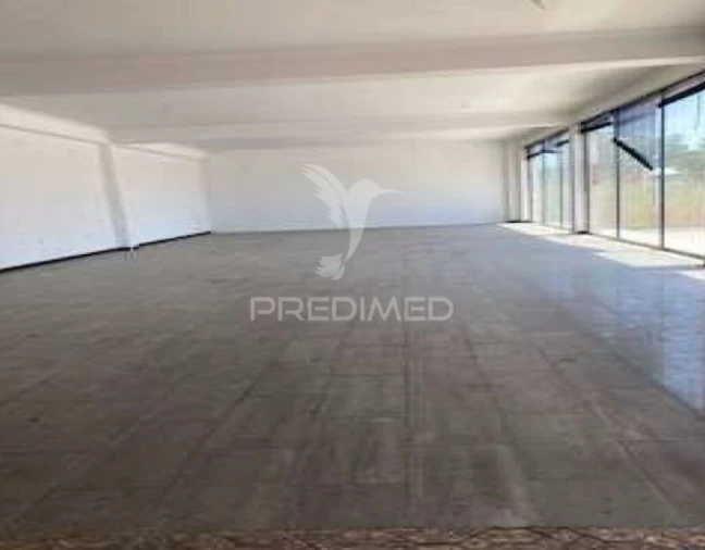 Armazém para Venda em Quinta do Anjo Foto 12