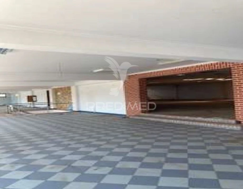 Armazém para Venda em Quinta do Anjo Foto 15