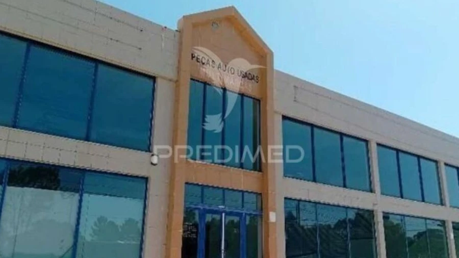 Armazém para Venda em Quinta do Anjo