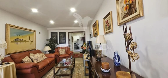 Apartamento T2 para Venda em Carcavelos e Parede