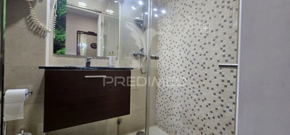 Apartamento T2 para Venda em Carcavelos e Parede