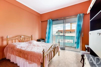 Apartamento T3 para Venda em São Vicente