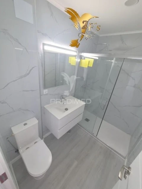 Apartamento T2 para Venda em Corroios