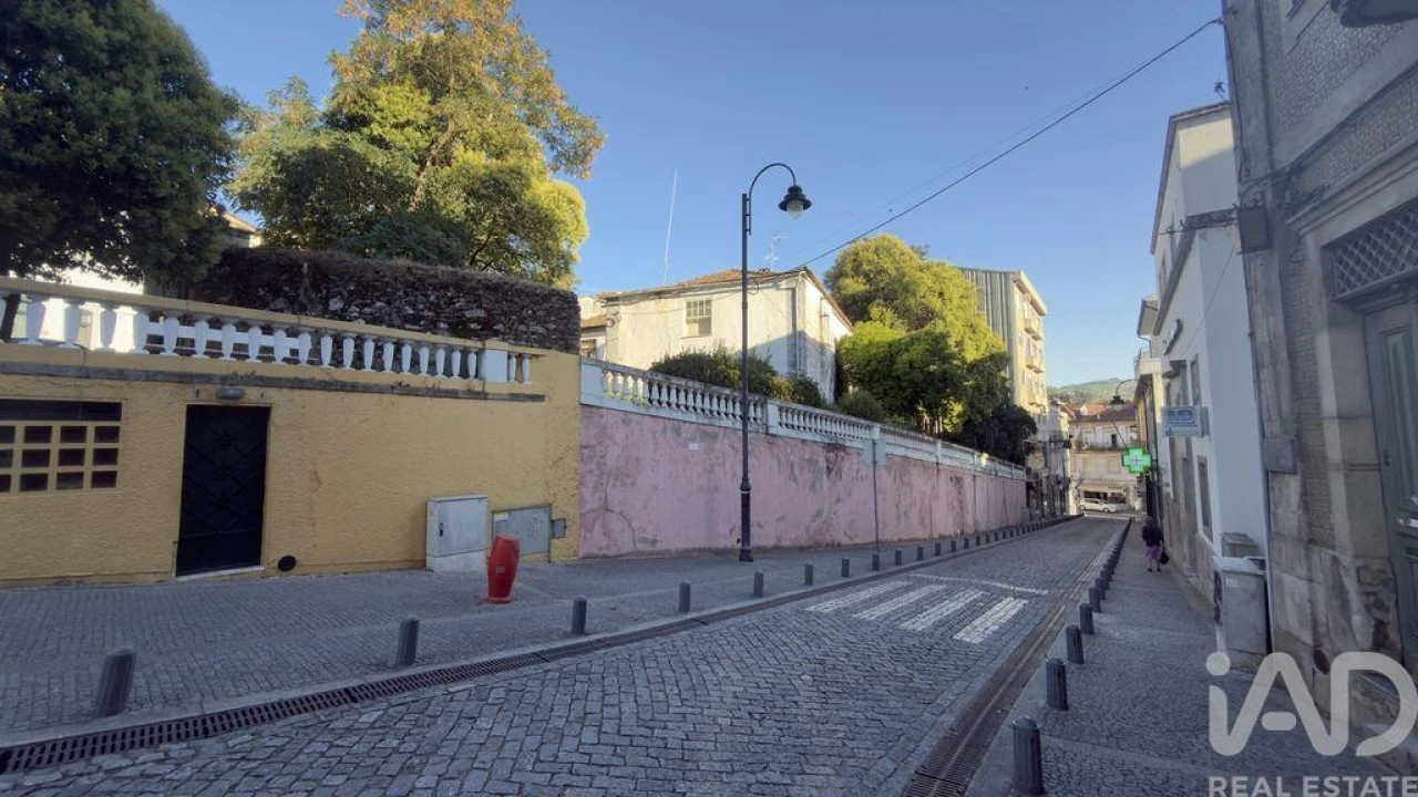 Moradia para Venda em Peso da Régua e Godim Foto 13