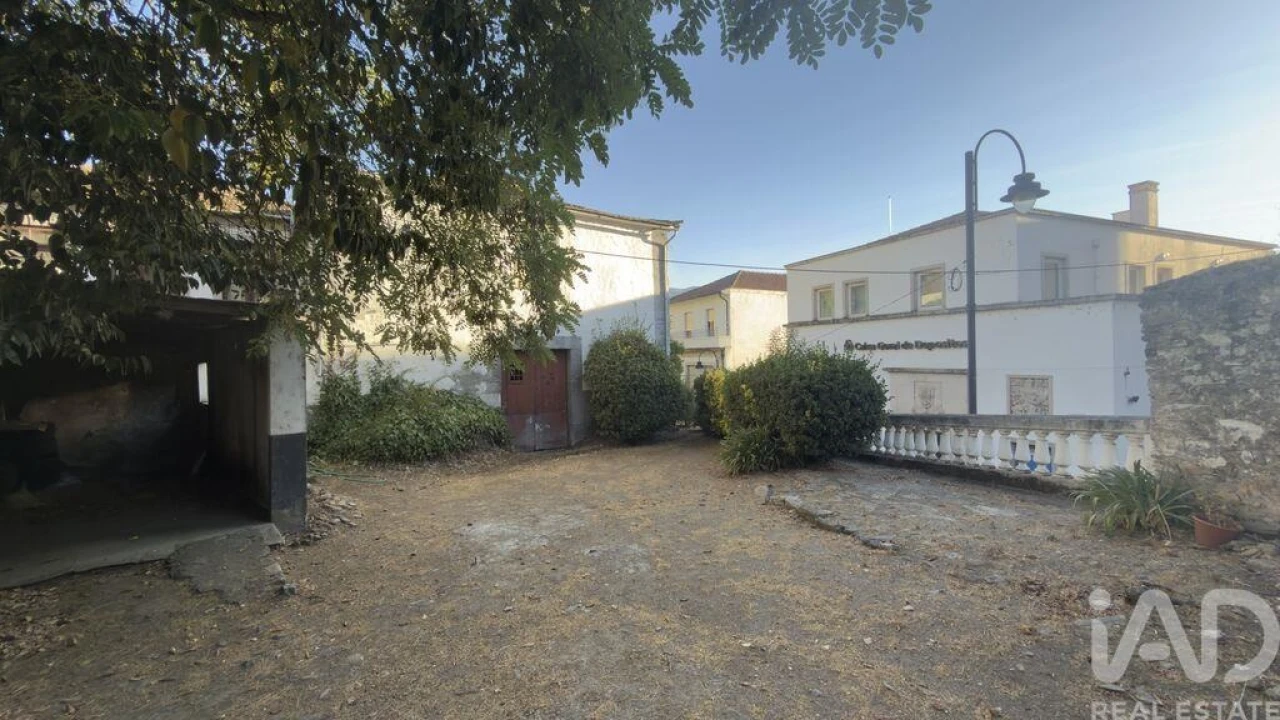 Moradia para Venda em Peso da Régua e Godim Foto 6