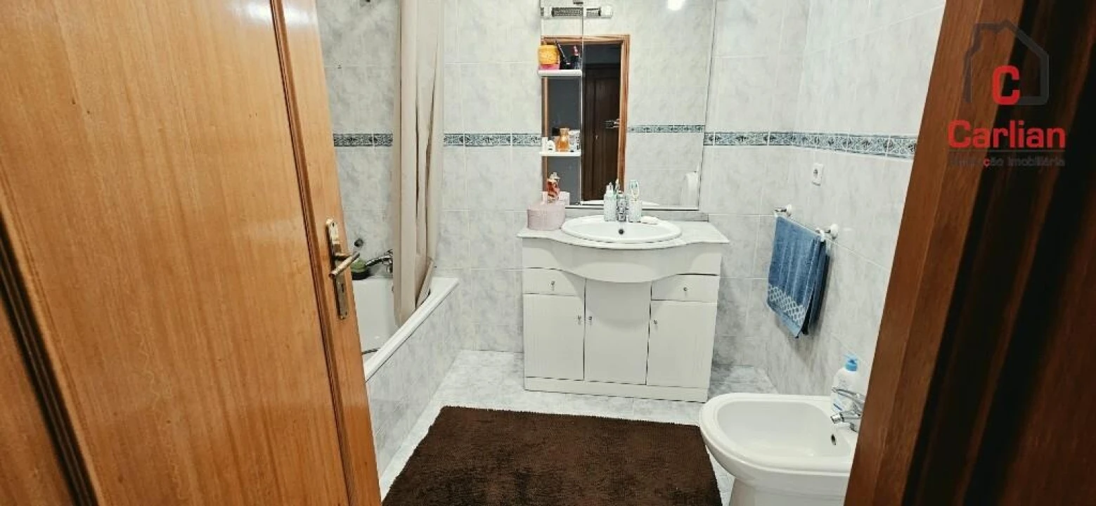 Apartamento T2 para Venda em Pedroso e Seixezelo Foto 7