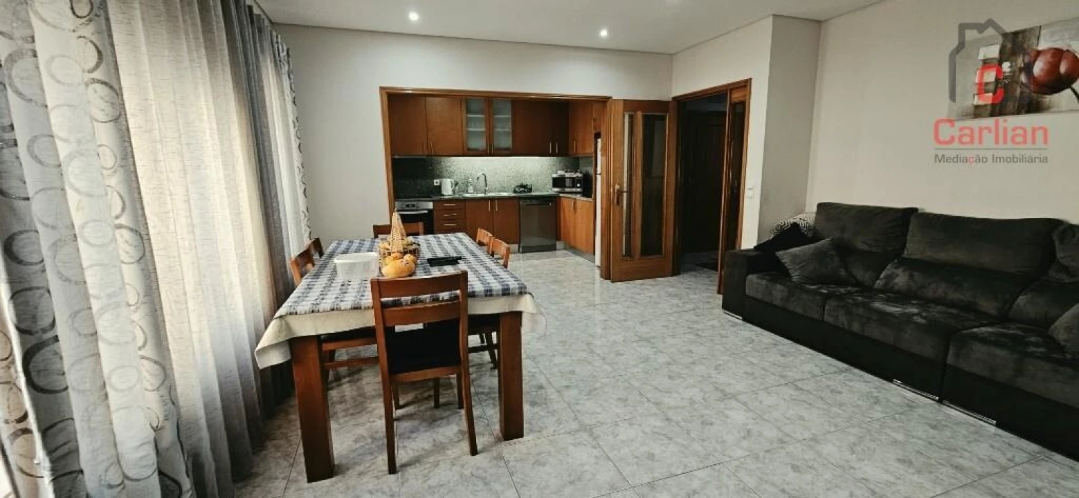 Apartamento T2 para Venda em Pedroso e Seixezelo Foto 4