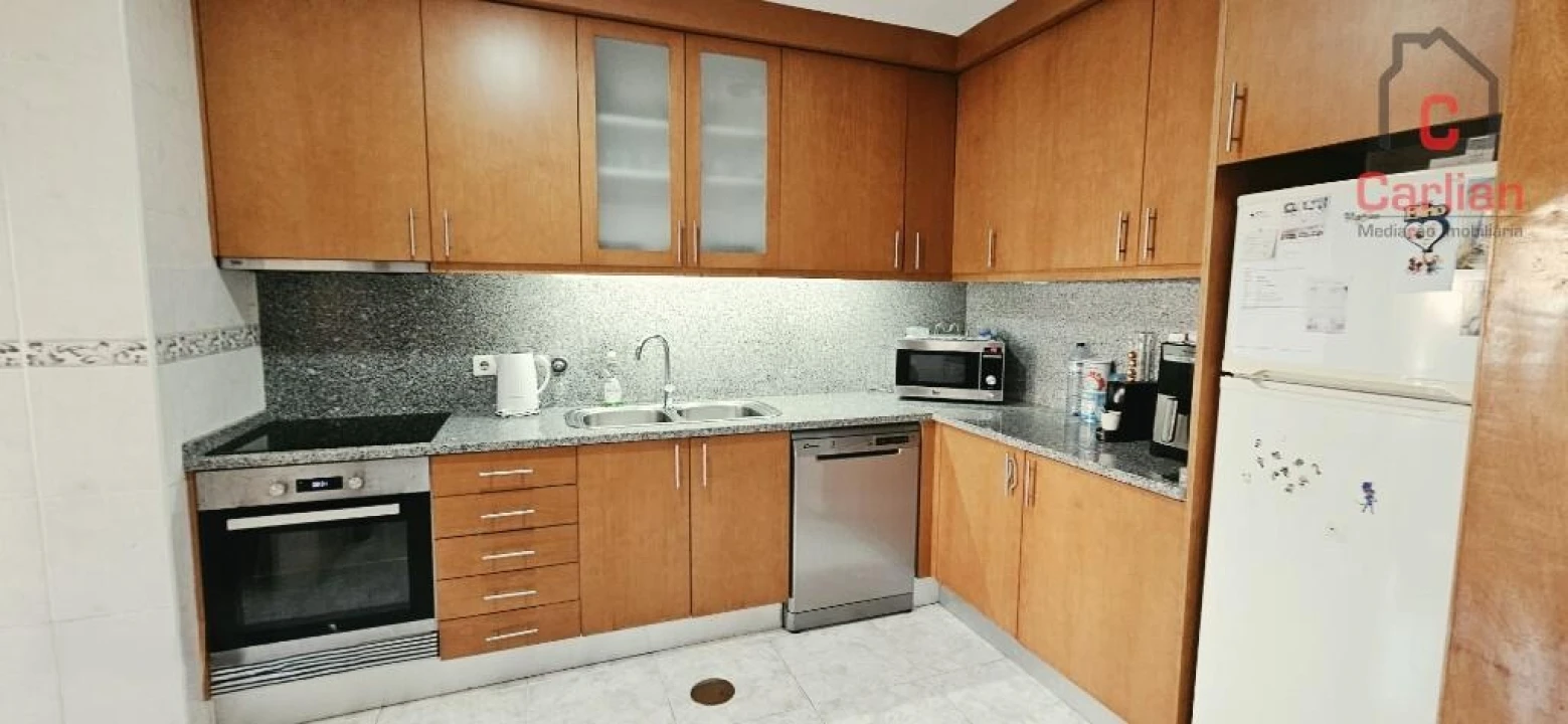 Apartamento T2 para Venda em Pedroso e Seixezelo Foto 2