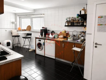 Apartamento T3 para Venda em Pena, Quintã e Vila Cova