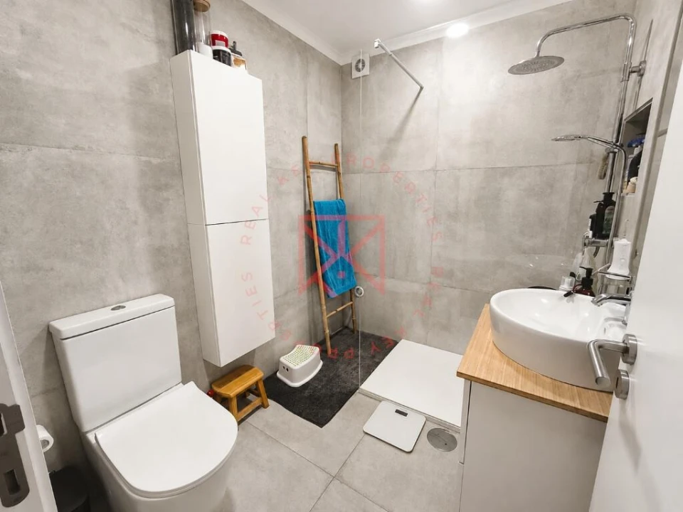 Apartamento T3 para Venda em Pena, Quintã e Vila Cova Foto 15