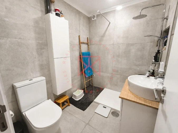 Apartamento T3 para Venda em Pena, Quintã e Vila Cova Foto 15