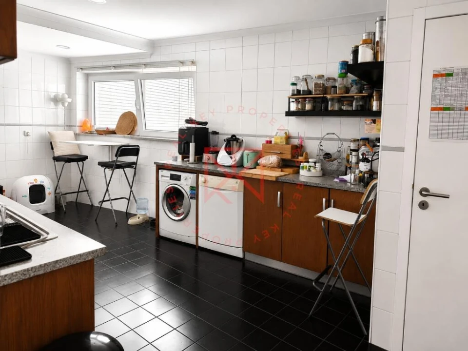 Apartamento T3 para Venda em Pena, Quintã e Vila Cova Foto 3