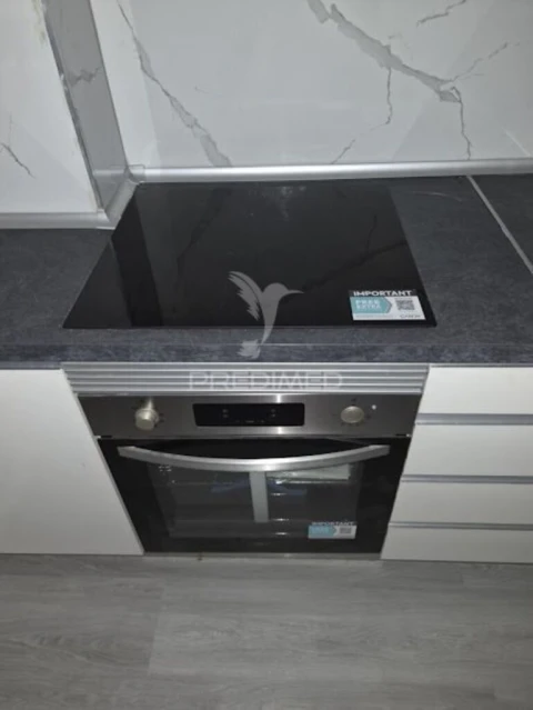 Apartamento T3 para Venda em Laranjeiro e Feijó