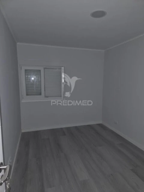 Apartamento T3 para Venda em Laranjeiro e Feijó