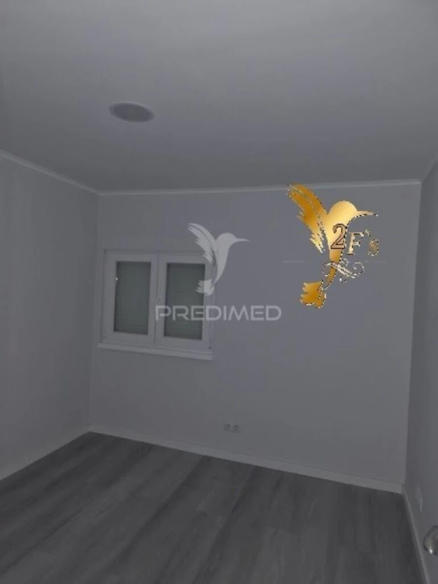 Apartamento T3 para Venda em Laranjeiro e Feijó Foto 8