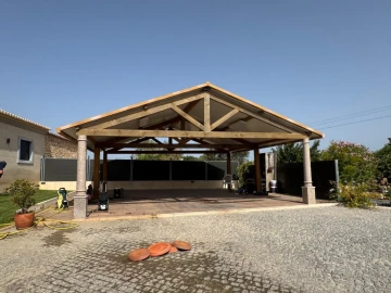 Moradia T5 para Venda em Boliqueime