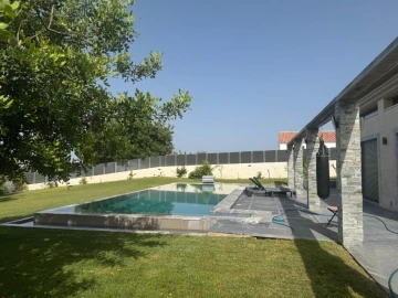 Moradia T5 para Venda em Boliqueime