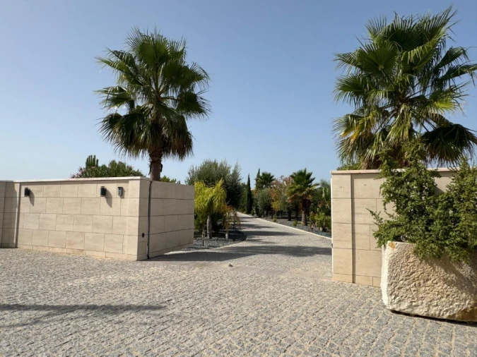 Moradia T5 para Venda em Boliqueime Foto 4