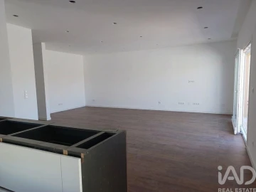 Moradia T3 para Venda em Fernao Ferro